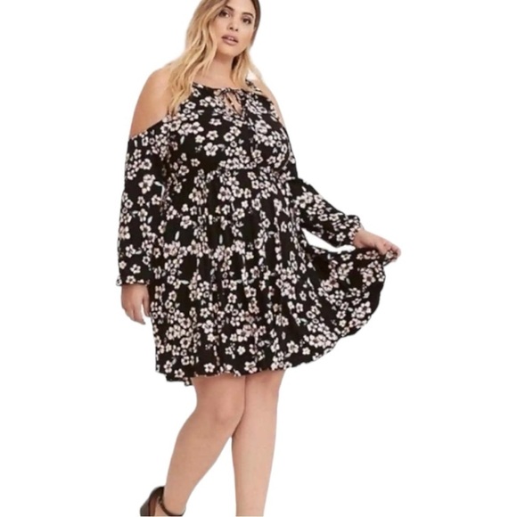 torrid Dresses & Skirts - Torrid Black/Multi Floral Cold Shoulder Elastic Waist Dress Size 3